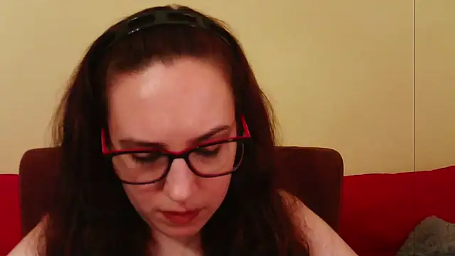 EmilyHotAngel webcam