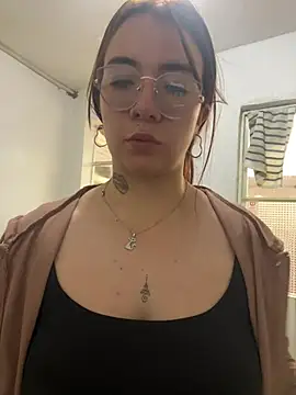 arilynn_ webcam