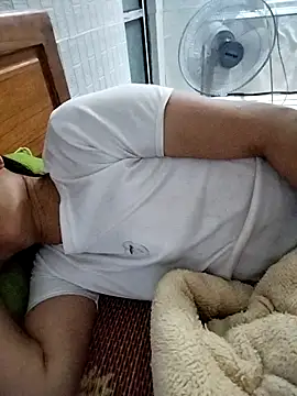 Jadi_M webcam