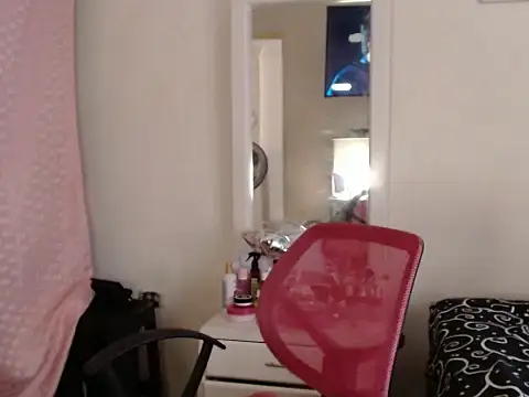 Mia_jhons57 webcam