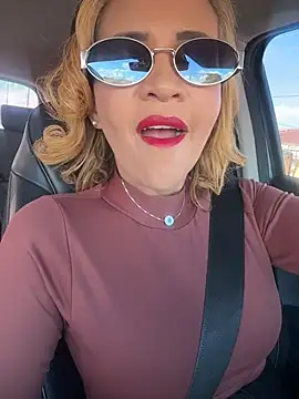 Bette_ webcam