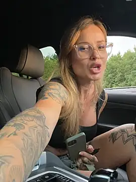 Etwas_neugierig webcam
