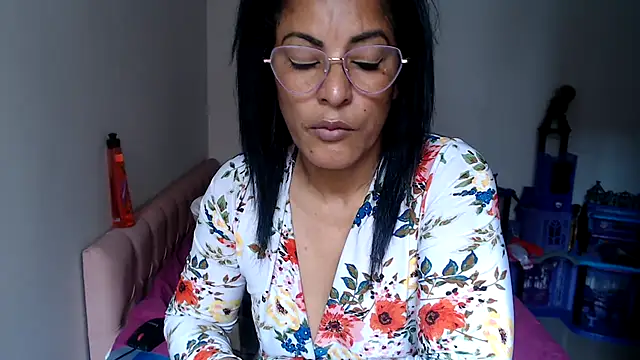 kateleyagrey webcam