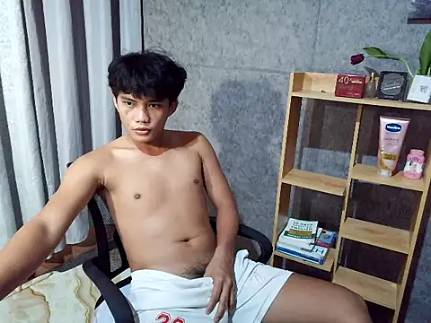 marksurelyhard (M twink) - shoot my cum