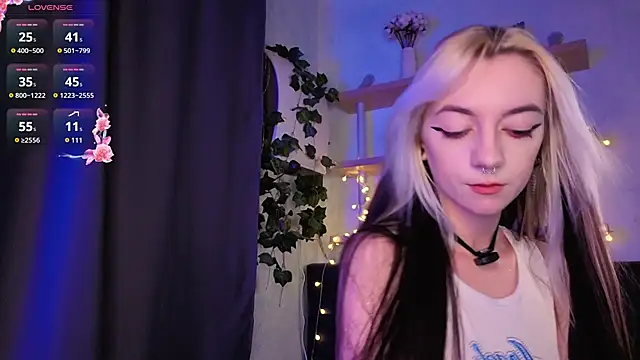 TristaRoht webcam
