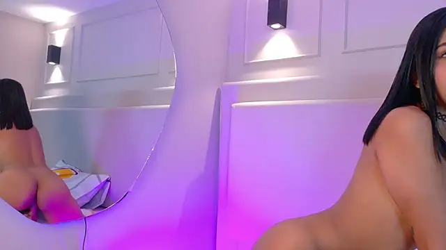 naomiklarc (F teen) - Spank my ass