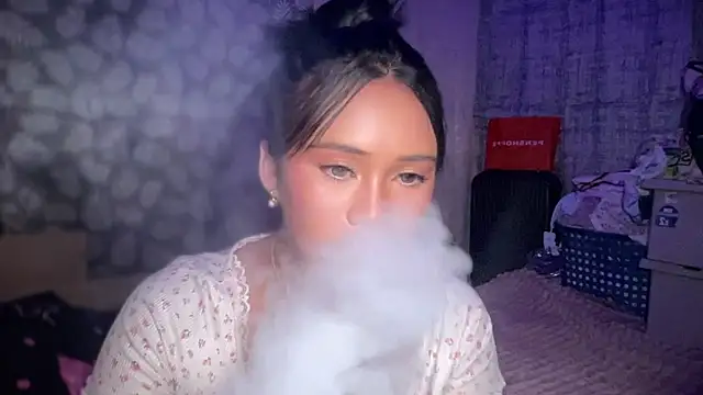 Exotic_alyssa69 webcam