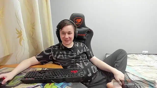 iliaskrislove webcam