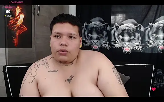 Yulian_bigclit7 webcam