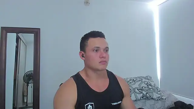 KingLevi01 webcam