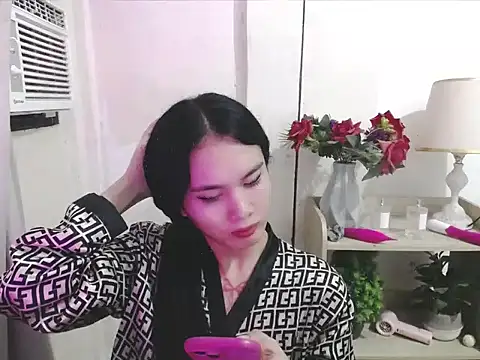 devine_goddess webcam