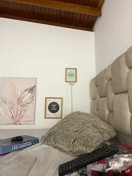 Kamila_Cooper webcam