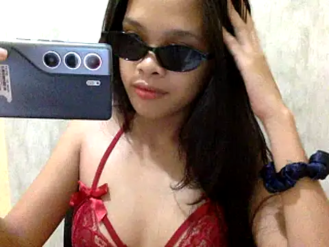 Sexyasianlady19 live cam on StripChat
