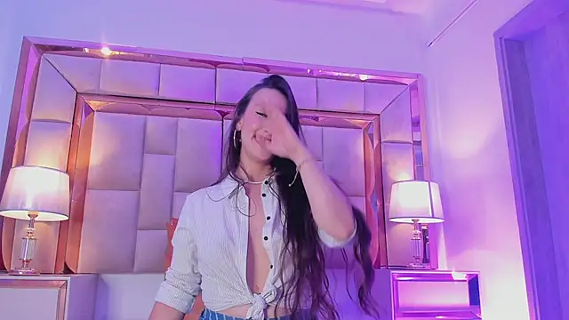 Catalina-Thompson live cam on StripChat