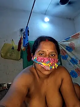 Real_Desi_Couple webcam
