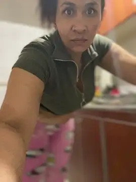 Carola-Ross live cam