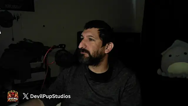 DevilPup75_ webcam