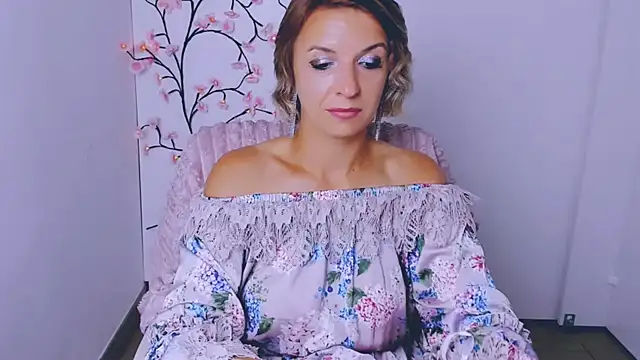 Lana_Foxyy webcam