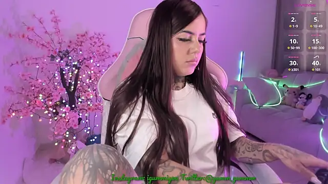 cute_catlyn live cam on StripChat