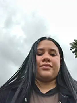 Kendra-daring webcam