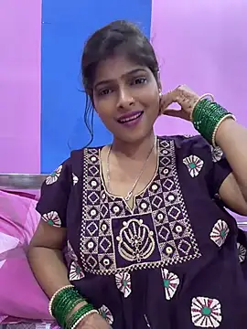 SUZY_QUEEN01 webcam