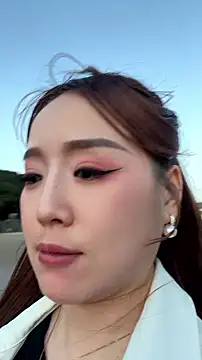 momoli60 webcam