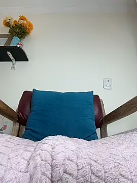 LilaRvsh webcam