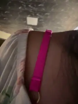 Sasha-firee live cam on StripChat