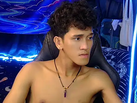 hugekenbigcock webcam