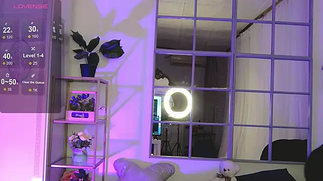 SarahRaynex webcam