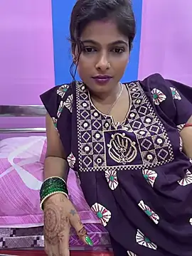 SUZY_QUEEN01 webcam