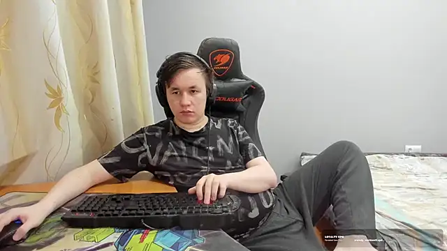 iliaskrislove webcam