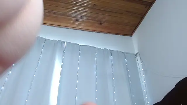 Charlothe_Wright webcam