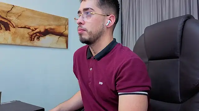 Tommas_Jhonson webcam