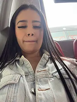 Sara_fun Live Webcam on Stripchat