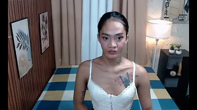 yoursexyyassy webcam