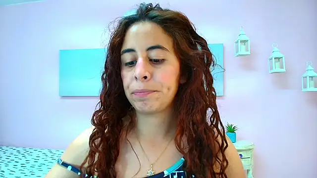 scarlett_clyde live cam on StripChat