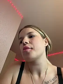 KimEvanss webcam