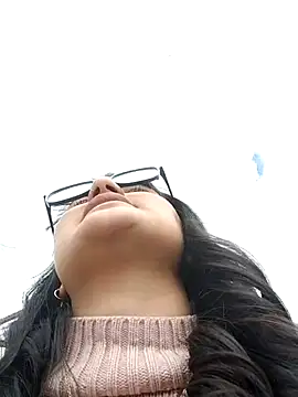 Emily-7 webcam