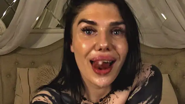 IvyDarkness webcam
