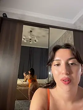 Tasty_NoraX webcam