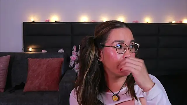 kathieandpovcock1 webcam