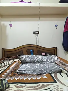Tamil_Ishu webcam