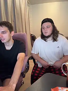 desiredude9 webcam