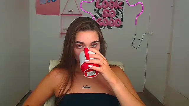 NikaMystic webcam