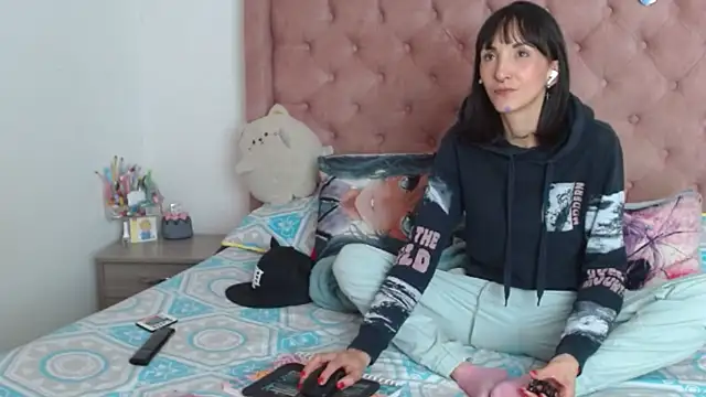 Sakura_and_yuki webcam