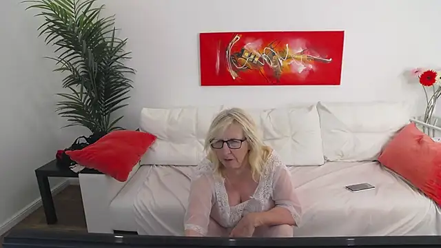 YourBustyBarbara webcam