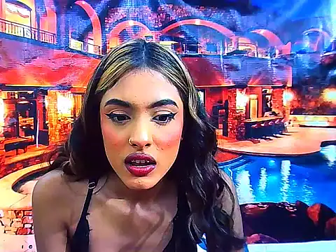 IndianPretty14u2Luv webcam