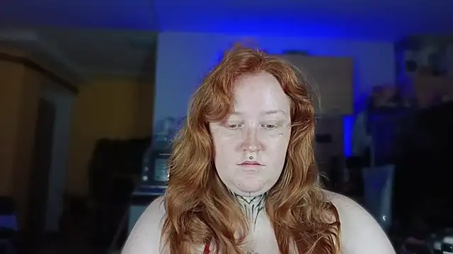 CURVYSAKURA webcam