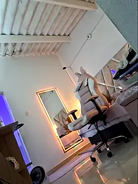 MariaPau_83 webcam